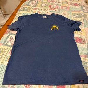 Faherty sun-washed short sleeve tee in size small with Austin, TX graphic